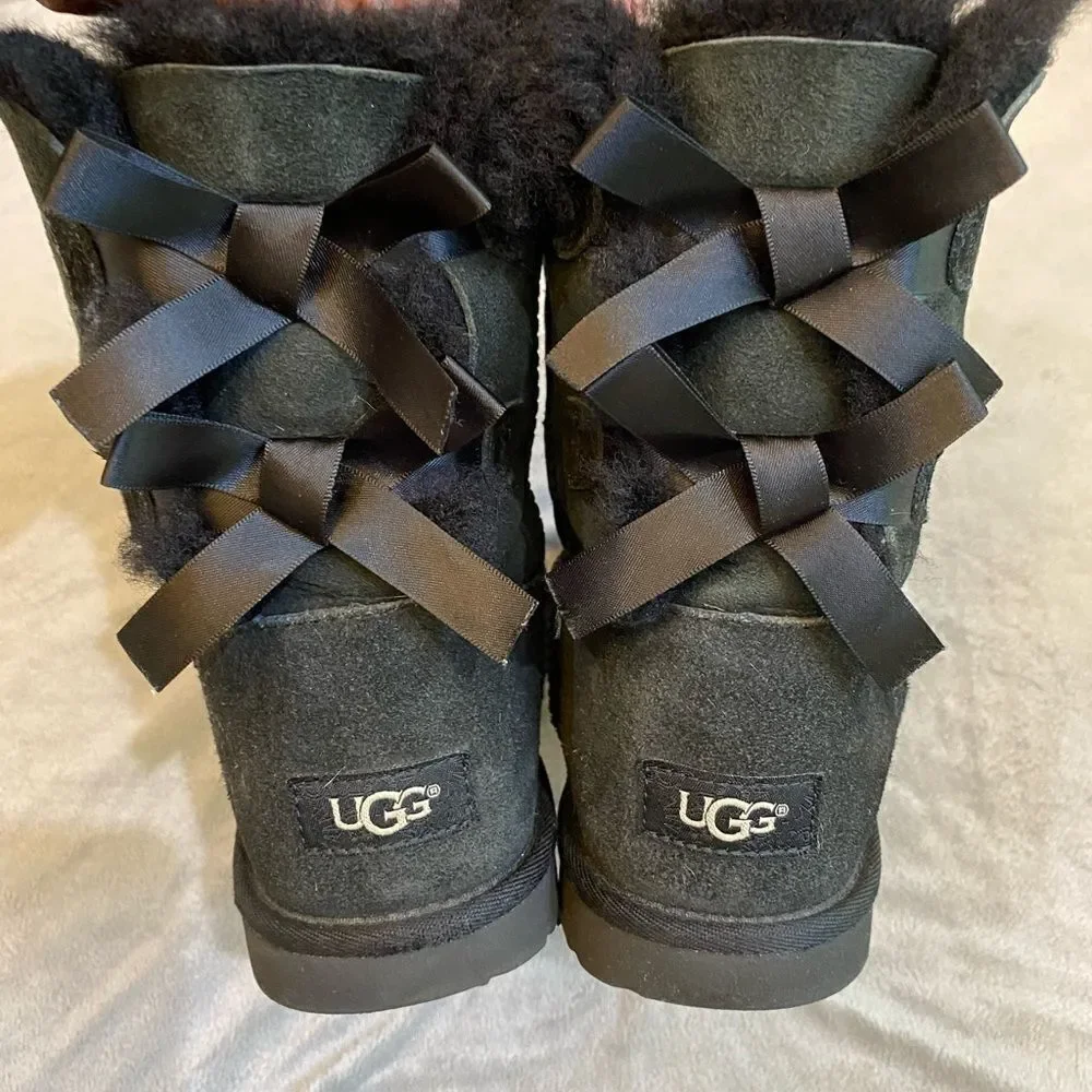 UGG Bailey Bow II Black Boots Women Size 6